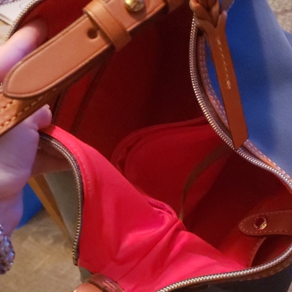 Dooney & Bourke handbag - Picture 4 of 4